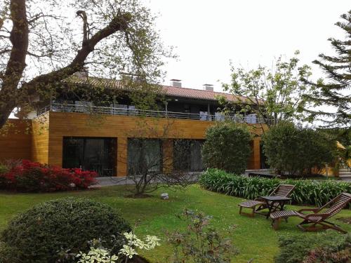 Taman di luar Apartamentos Casona de la Paca