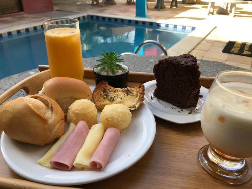 Đồ ăn tại/gần quán trọ