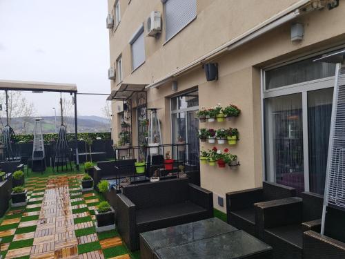 Hotel Tri 