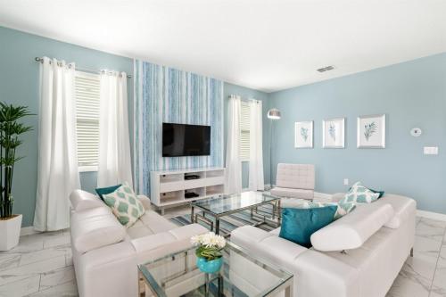 Amazing ChampionsGate Resort 6 Bed 6 Bath Pool Home, Davenport, Statele Unite ale Americii