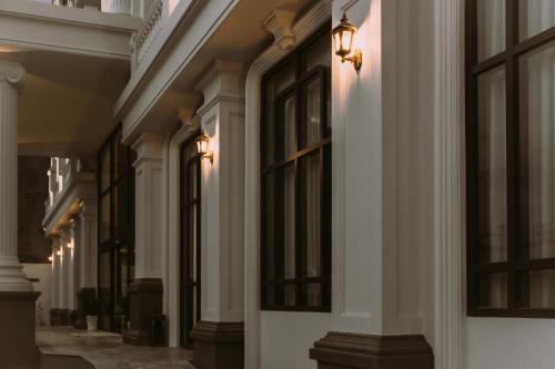 Bangunan di mana terletaknya hotel