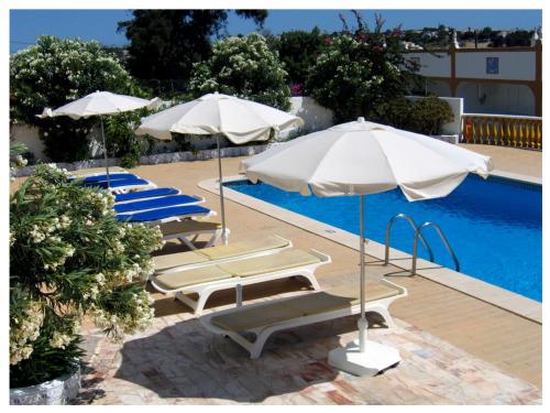 Afbeelding uit fotogalerij van Apartamentos Vivenda Veiguinha in Albufeira