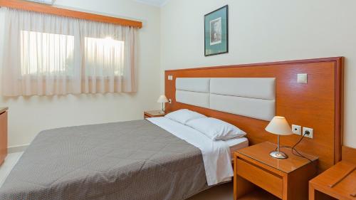 Gallery image of Paleos Hotel Apartments in Ialyssos