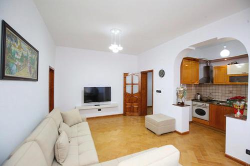 Valona Apartment