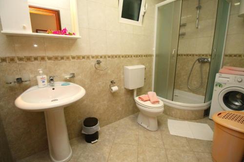 Guest House Villa Pastrovka photo 3
