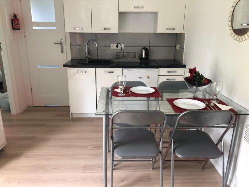 Dapur atau dapur kecil di Wakacyjny Dom na wyłączność "APARTAMENT LE SOLEIL"