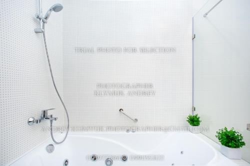 Billede fra billedgalleriet på Lotos for You Apartments 2, RED PIANO i Nikolayev