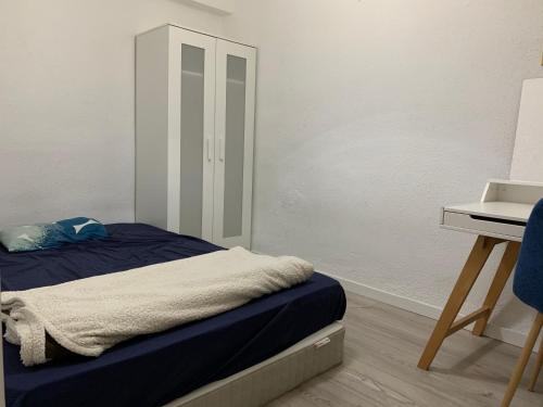 Habitación en piso compartido cerca a ciudad de las artes y las ...