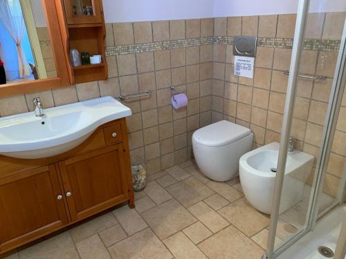 Koupelna v ubytování B&B Cascina Martinetta
