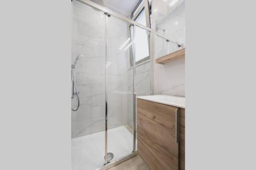 Peris 3 - Central Apt near Old Town - AC, Wifi