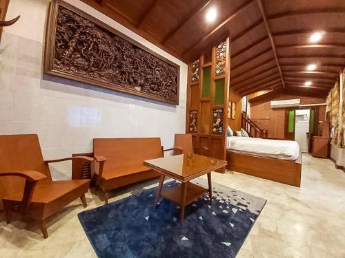 Χώρος καθιστικού στο Baanthep Antique Homestay