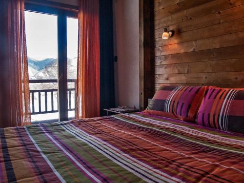 מיטה או מיטות בחדר ב-Holiday Home Drijenak