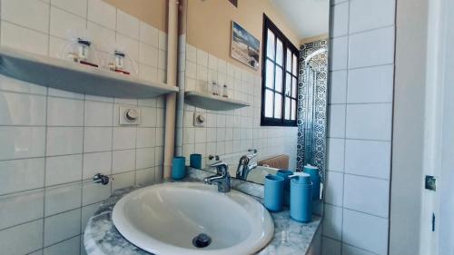 Ένα μπάνιο στο Le Renouveau