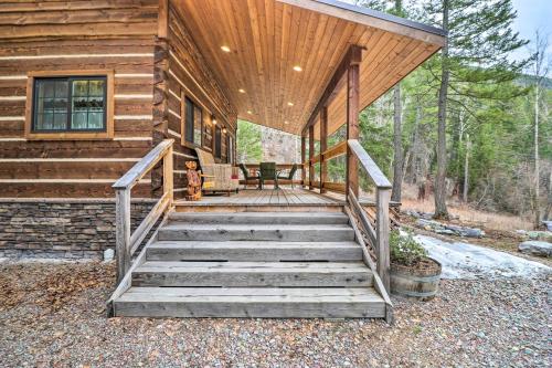 Gallery image of Reconnect with Nature at Timber Creek Cabin! in Columbia Falls