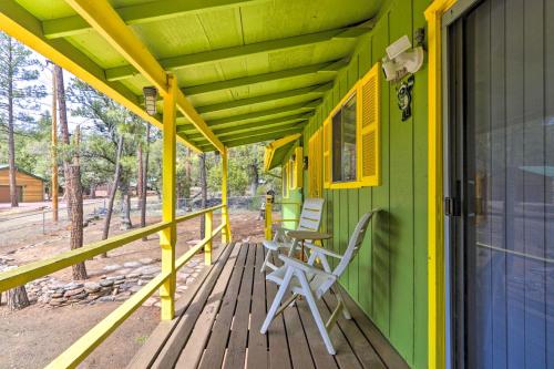 Bright Pine Cabin Direct Trail Access and Deck!