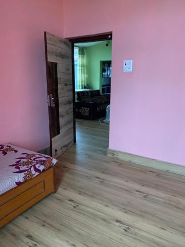 Gallery image of Peaceful 2BHK Entire Apartment in Bhairahawa with AC, Kitchen & Fast Internet in Bhairāhawā