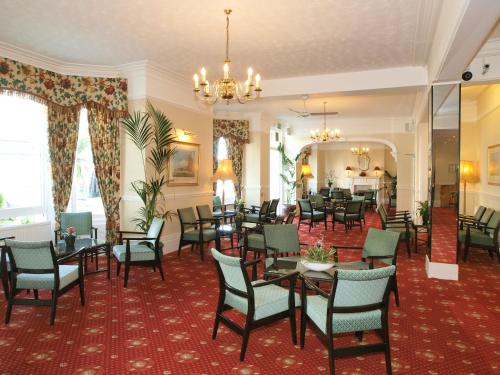 Gallery image of Haddon Hall Hotel in Eastbourne