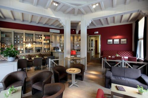 Gallery image of Ambassador Hotel in De Panne