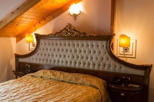 Postel nebo postele na pokoji v ubytování Alexios Luxury Hotel
