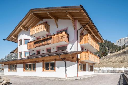 Nespecifikovaný výhled na hory nebo výhled na hory při pohledu z apartmánu