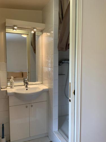 Ένα μπάνιο στο Appartement Port de Tréboul