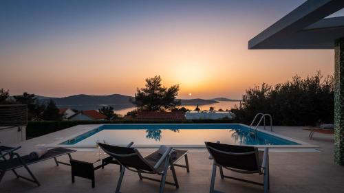 Villa Tela with Pool – Photos 4