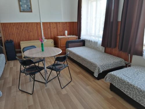 ÁGÓC Vendégház 3985 Alsóberecki, Rózsa F. út 16 kép - 3