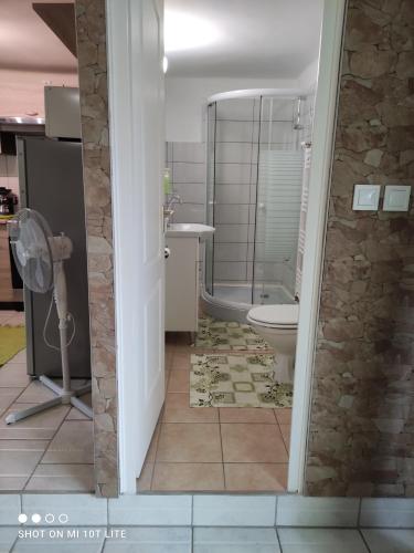 Koupelna v ubytování Napsugár Nyaraló