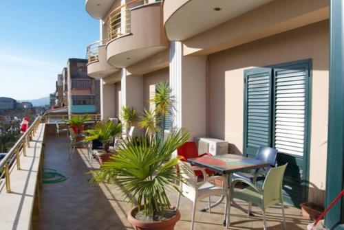 Un balcón o terraza en Grand Hotel