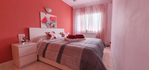 Postel nebo postele na pokoji v ubytování BELLA CASA - Helle Wohnung in Strandnähe