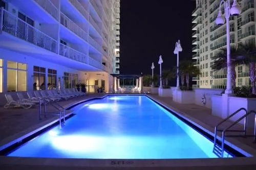 Modern and Luxurious Brickell Studio photo 1