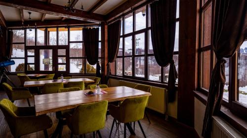 Fotografie z fotogalerie ubytování N'Bjeshke te guri i zi v destinaci Prizren