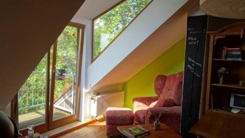 Fotografie z fotogalerie ubytování RuheOase mit Baumkronenblick v destinaci Naundorf
