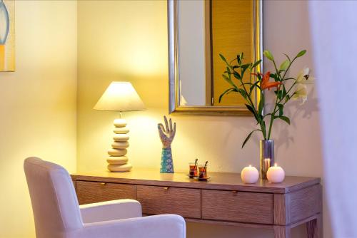 ZoúrvaにあるApirathes Residenceのギャラリーの写真