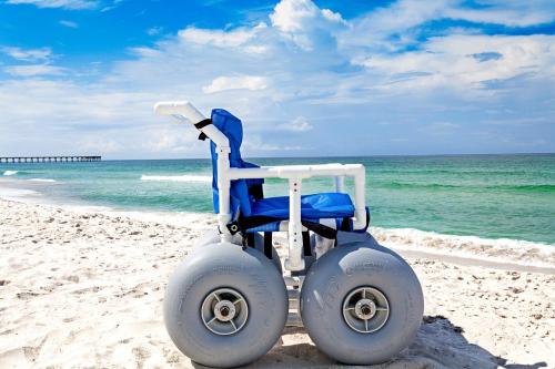 Holiday Inn Express & Suites Panama City Beach - Beachfront by IHG photo 98