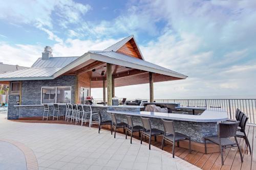 Holiday Inn Express & Suites Panama City Beach - Beachfront by IHG photo 80
