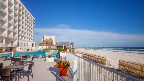 Holiday Inn Express & Suites Panama City Beach - Beachfront by IHG photo 52