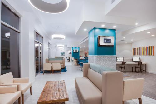 Holiday Inn Express & Suites Panama City Beach - Beachfront by IHG photo 86
