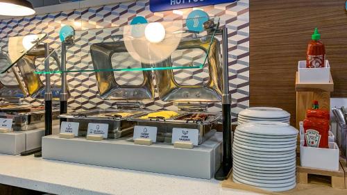 Holiday Inn Express & Suites Panama City Beach - Beachfront by IHG photo 33