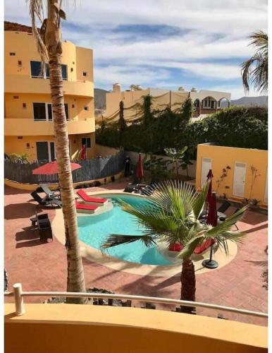 12B - New 2BR, 2BA, Middle Floor Condo, Pool