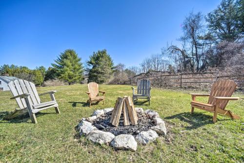 Serene Great Barrington Cottage with Fire Pit!