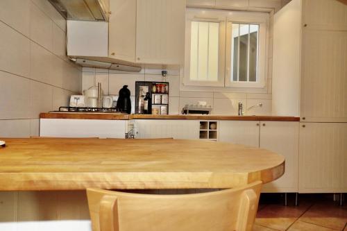 Photo de la galerie de l'établissement Charmante maison de Pêcheur à Trouville, à Trouville-sur-Mer