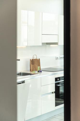 DUPARC Contemporary Suites photo 64