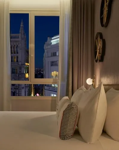 Hyatt Centric Gran Via Madrid photo 13