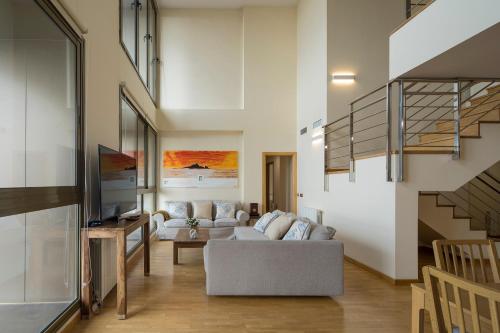 Atico Top Granada, Penthouse, 18-19th floor, City Centre, Views, Terrace, Free Parking