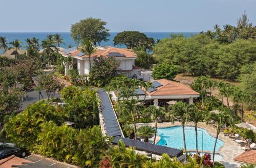 Výhled na bazén z ubytování Maui Coast Hotel nebo okolí