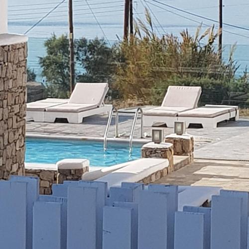 Bazén v ubytování Anixi Hotel nebo v jeho okolí