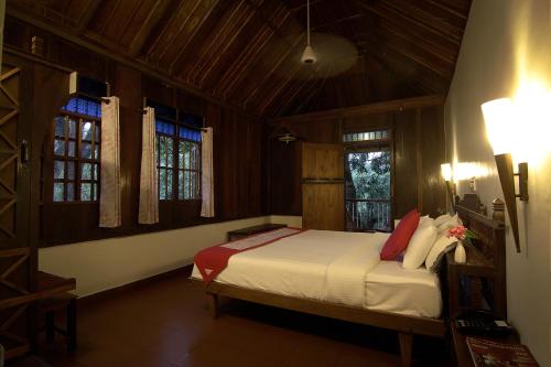 Gallery image of Hotel Ambadi in Thekkady