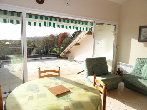 REF 014 - T2 mezzanine pour quatre personnes Terrasses de Kerjouanno ARZON