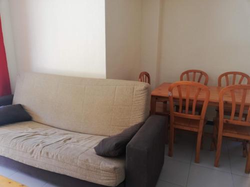 Χώρος καθιστικού στο Tamaris Playa Solo Familias Serviplaya